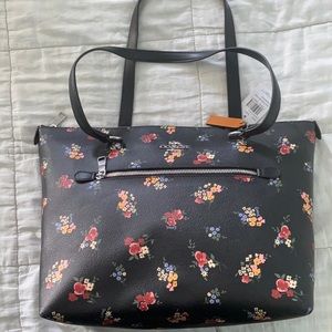 Large COACH tote bag